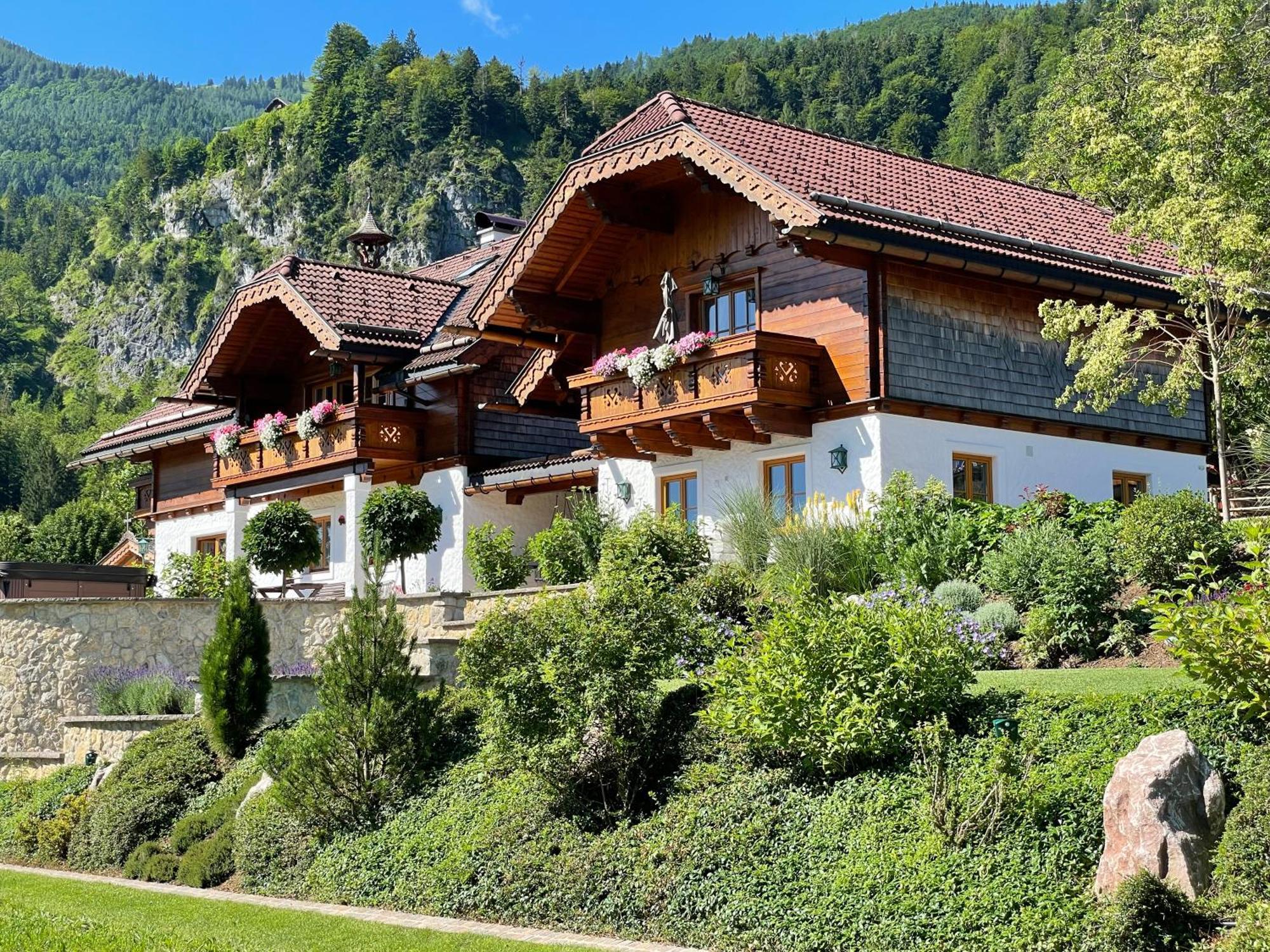 Ferienwohnung Schossleitner - Der Wohlfuehl-Ansitz Am Wolfgangsee Mit Weitblick Sankt Gilgen Exterior foto